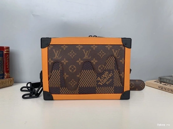 LOUIS SOFT VUITTON TRUNK 0812